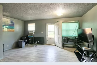 1057 Williams St, Brush, CO 80723 - Photo 4
