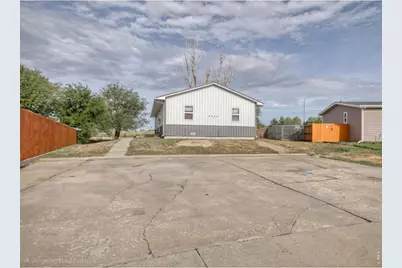 1057 Williams St, Brush, CO 80723 - Photo 2