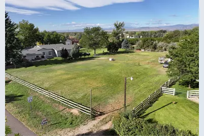 1609 Meadowaire Dr, Fort Collins, CO 80525 - Photo 2