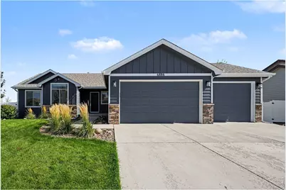 6886 Sumner St, Wellington, CO 80549 - Photo 2