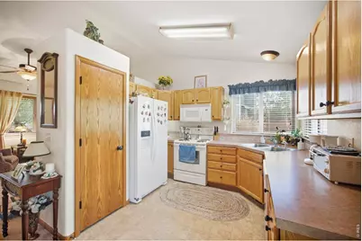 4527 Cole Dr, Loveland, CO 80538 - Photo 12