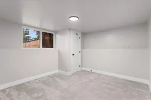 304 W 52nd St, Loveland, CO 80538 - Photo 34