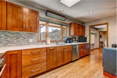 2570 Eagle Rock Dr, Estes Park, CO 80517 - Photo 12