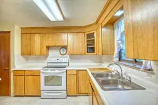 1020 Rose St, Longmont, CO 80501 - Photo 10