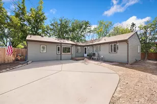811 47th Ave Ct, Greeley, CO 80634 - Photo 2