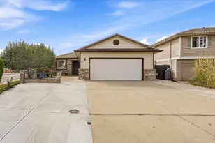 3131 Rio Grande Ave, Evans, CO 80620 - Photo 2