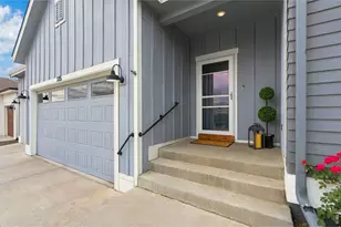 335 Spring Beauty Dr, Berthoud, CO 80513 - Photo 2