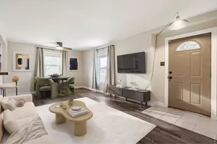 1735 W Burlington Pl, Denver, CO 80221 - Photo 6