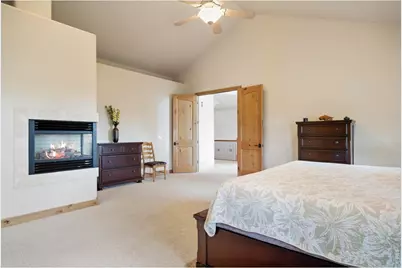 2075 Doyle Dr, Berthoud, CO 80513 - Photo 20