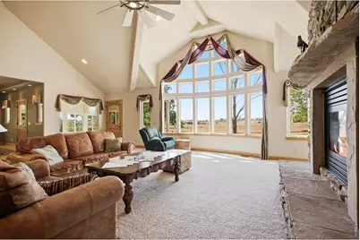 2075 Doyle Dr, Berthoud, CO 80513 - Photo 12