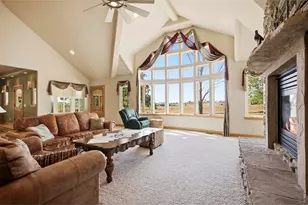 2075 Doyle Dr, Berthoud, CO 80513 - Photo 12