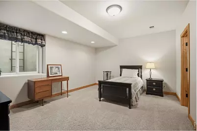 2075 Doyle Dr, Berthoud, CO 80513 - Photo 32