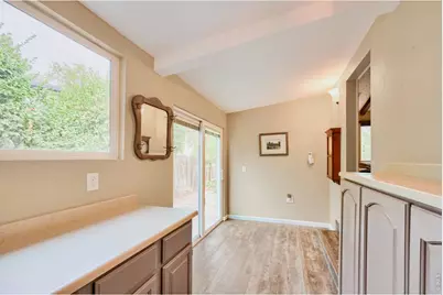 2542 Cambridge Dr, Longmont, CO 80503 - Photo 10
