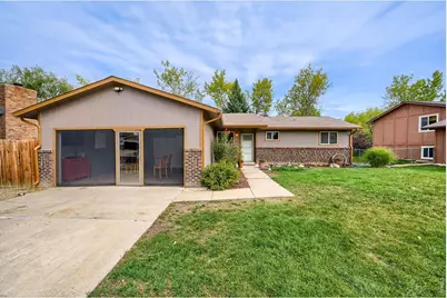 2542 Cambridge Dr, Longmont, CO 80503 - Photo 1