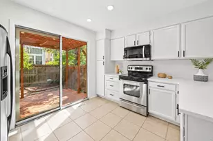 1562 S Spruce St, Denver, CO 80231 - Photo 6