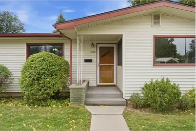 1542 W 16th St, Loveland, CO 80538 - Photo 4