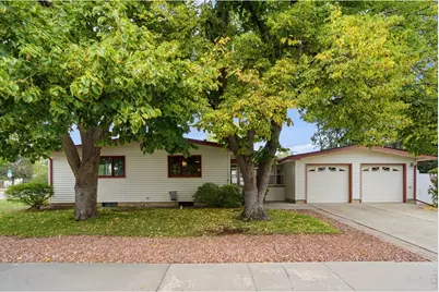 1542 W 16th St, Loveland, CO 80538 - Photo 2