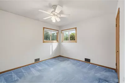 1542 W 16th St, Loveland, CO 80538 - Photo 18