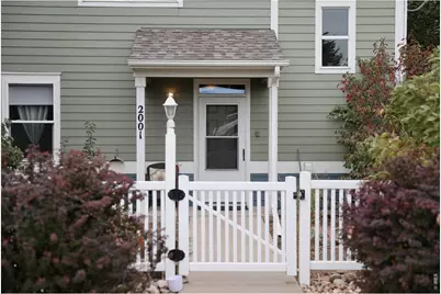 635 Gooseberry Dr #2001, Longmont, CO 80503 - Photo 2