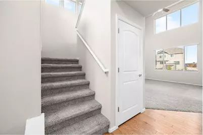 929 Highline Dr, Loveland, CO 80538 - Photo 8