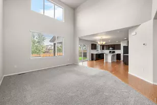 929 Highline Dr, Loveland, CO 80538 - Photo 10