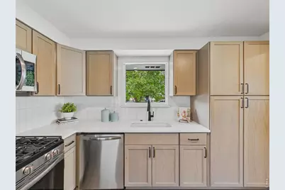 1370 Zenobia St, Denver, CO 80219 - Photo 8