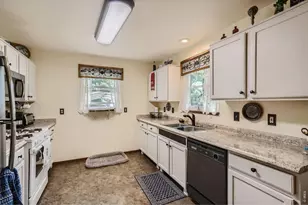 1567 E 6th St, Loveland, CO 80537 - Photo 10
