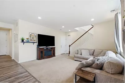 1617 Northcroft Dr, Windsor, CO 80550 - Photo 4