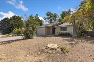 4944 W 8th Street Rd, Greeley, CO 80634 - Photo 2