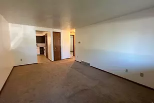 3614 Butternut Dr, Loveland, CO 80538 - Photo 2