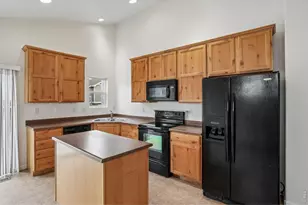 1827 E 11th St, Loveland, CO 80537 - Photo 8