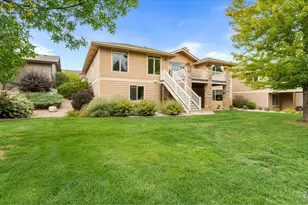 6422 Pumpkin Ridge Dr, Windsor, CO 80550 - Photo 2