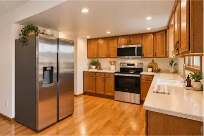 1241 Baker St, Longmont, CO 80501 - Photo 14
