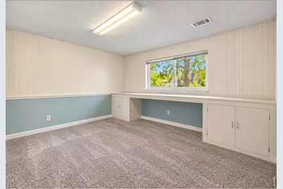 2821 W 24th St, Greeley, CO 80634 - Photo 16
