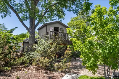 2821 W 24th St, Greeley, CO 80634 - Photo 26
