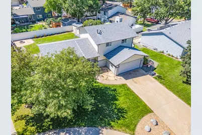 619 Blue Mountain Ct, Windsor, CO 80550 - Photo 4