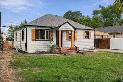217 N 1st St, Johnstown, CO 80534 - Photo 2