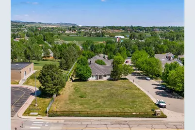 219 Medina Ct, Loveland, CO 80537 - Photo 4
