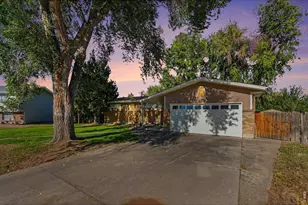 702 Harp Ct, Greeley, CO 80634 - Photo 6