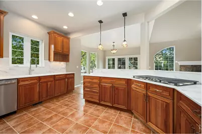 1257 Whitehall Dr, Longmont, CO 80504 - Photo 16