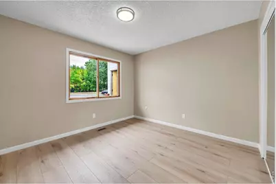 2330 Wedgewood Ave #Bldg 6, Longmont, CO 80503 - Photo 12
