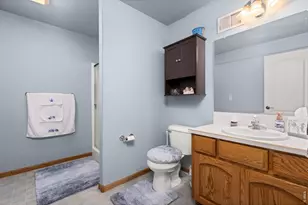910 N 4th St, Johnstown, CO 80534 - Photo 26