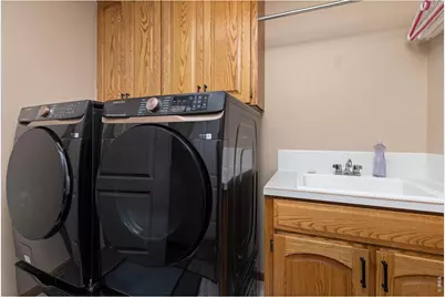 910 N 4th St, Johnstown, CO 80534 - Photo 22