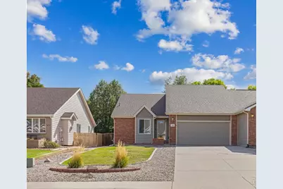 910 N 4th St, Johnstown, CO 80534 - Photo 2