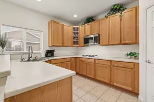 15963 E 98th Way, Commerce City, CO 80022 - Photo 14