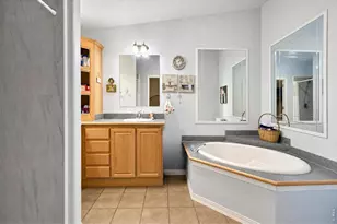 7821 St Vrain Dr, Frederick, CO 80530 - Photo 20