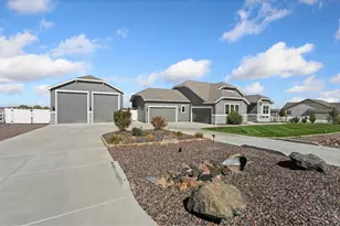 9905 E 161st Pl, Brighton, CO 80602 - Photo 2