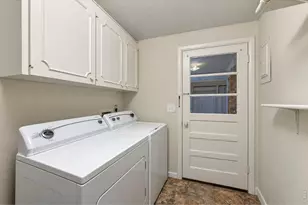 1048 Kane Dr, Longmont, CO 80501 - Photo 24
