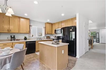 1938 Bowsprit Dr, Fort Collins, CO 80524 - Photo 6