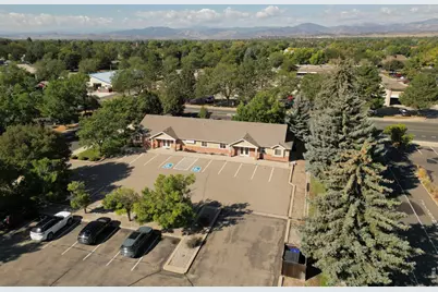 319 E 27th St, Loveland, CO 80538 - Photo 2
